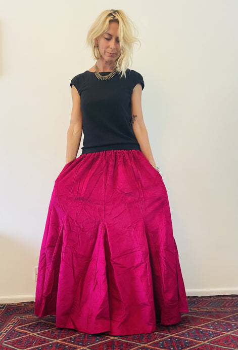 Buy now online from Emma's Emporium. Emma's Emporium Chunky Winter Cord Cotton Maxi Skirt, super warm long skirt with pockets. Shop Emma's emporium ethical fair-trade hippie boho festival women's and unisex clothing and gifts.